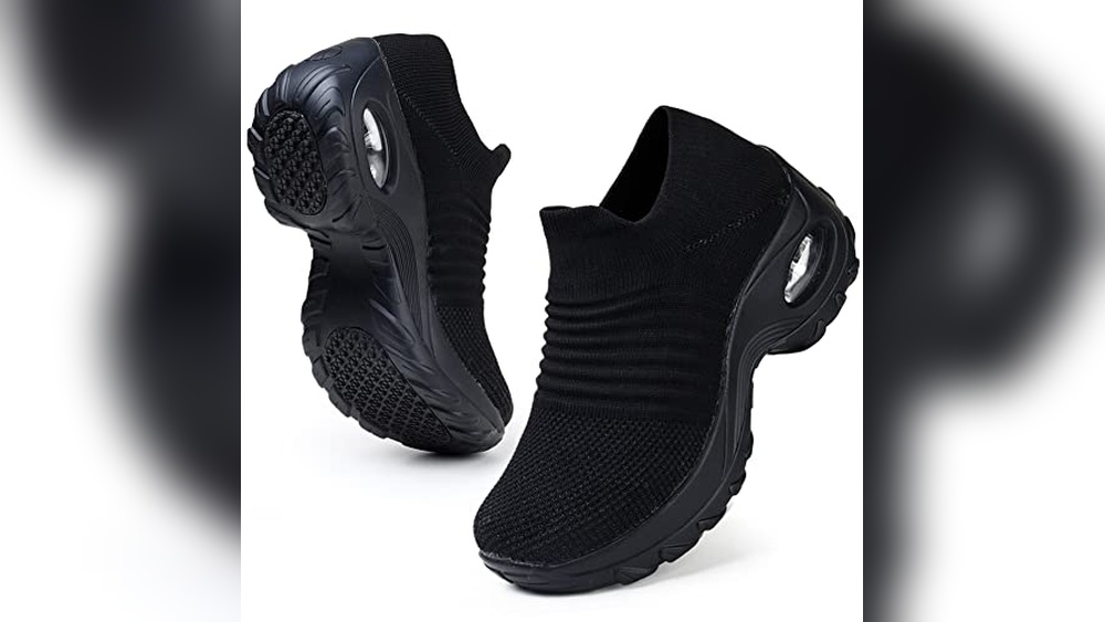 Best Sneakers For Nurses On Feet All Day