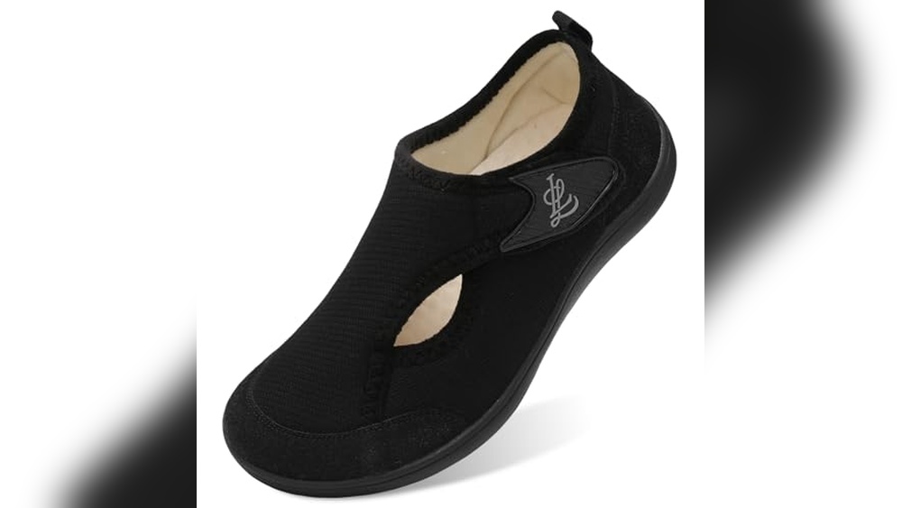 Best House Shoes for Bunions