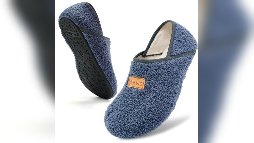 Best House Shoes for Tile Floors